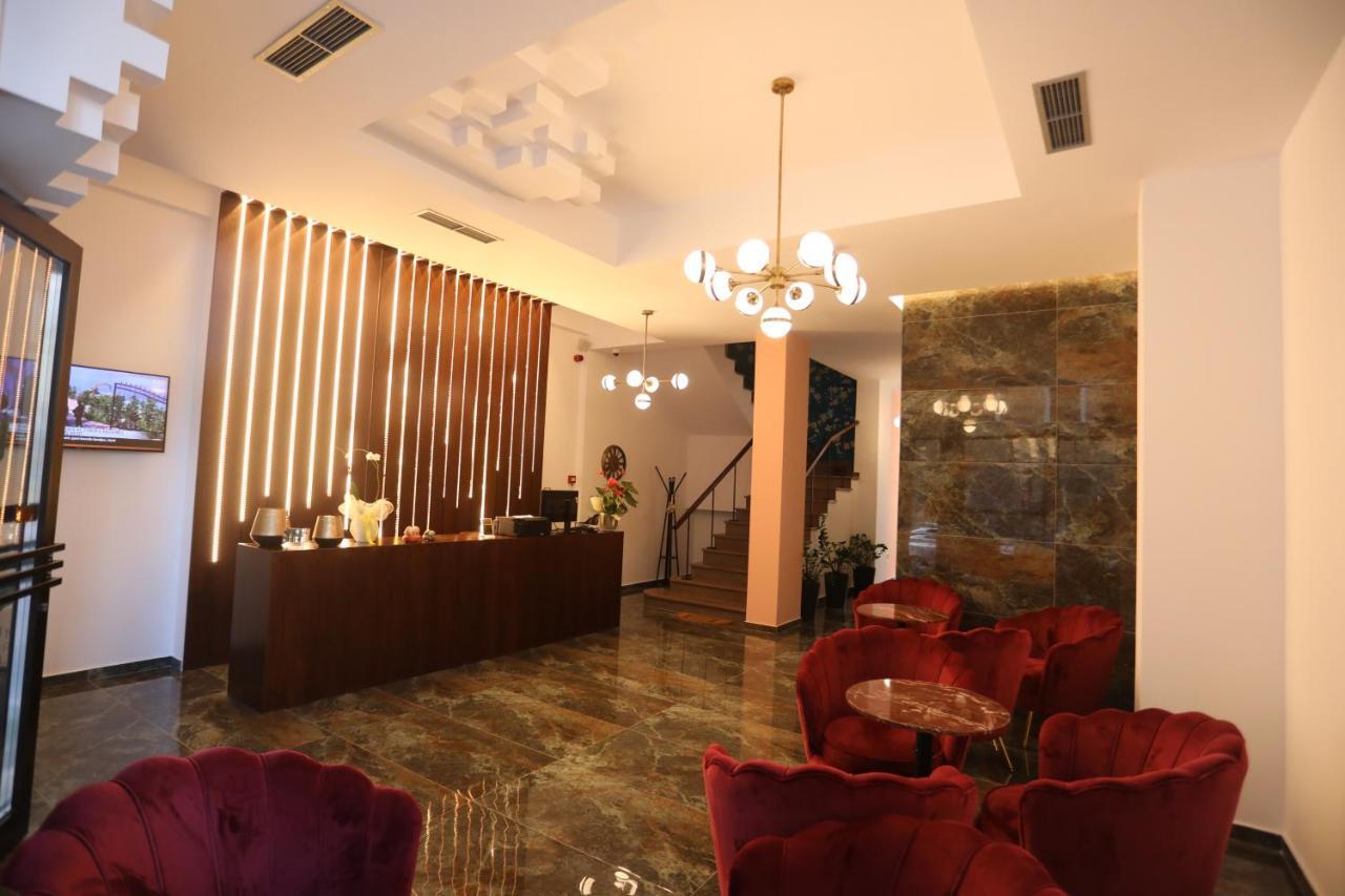 Elite Hotel Pogradec Exterior photo